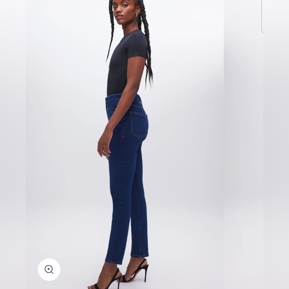 Good American High Rise Jeans - Dark Blue - Picture 3 of 11